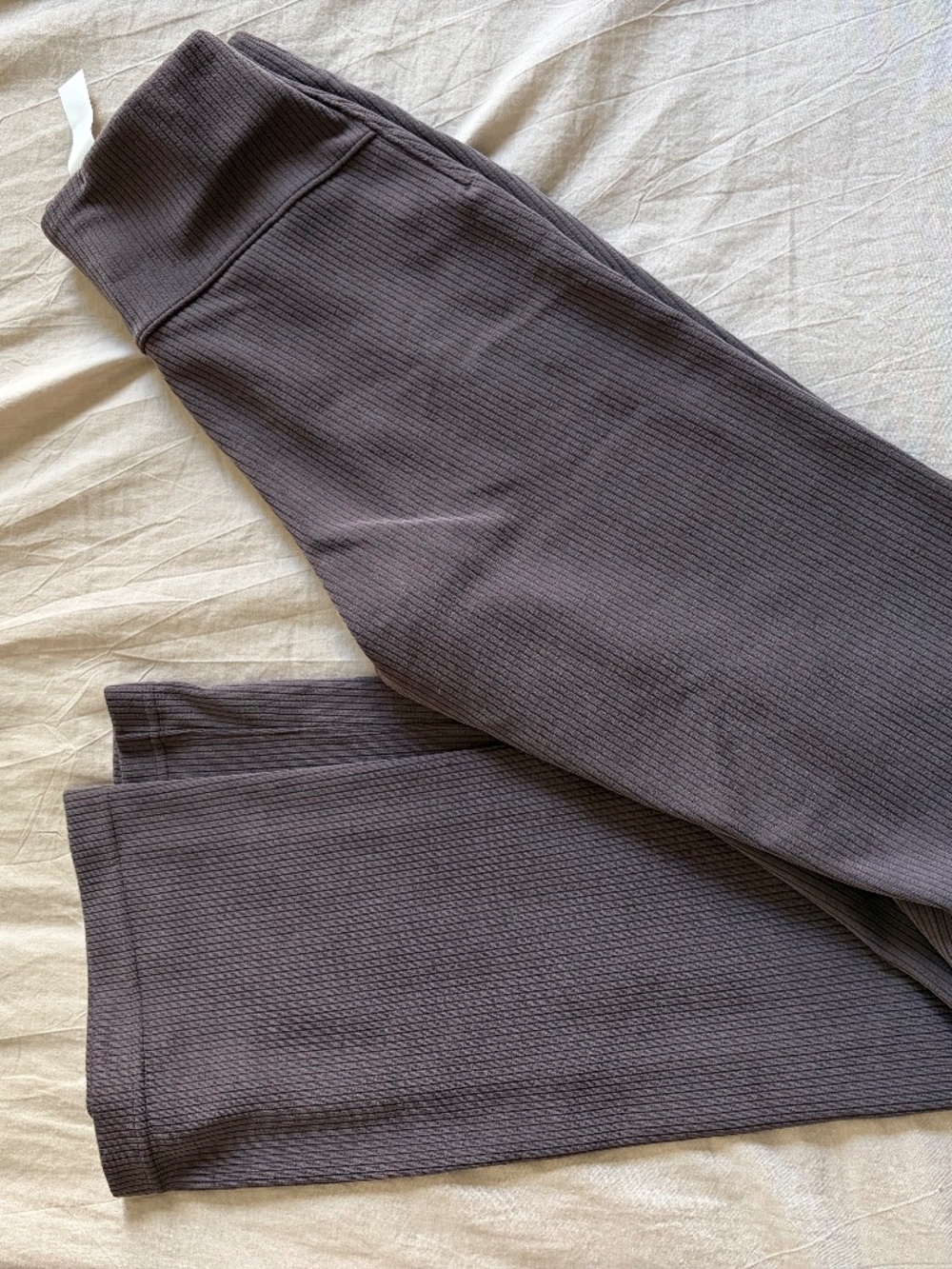 Lululemon High-Rise Flared Pant Regular